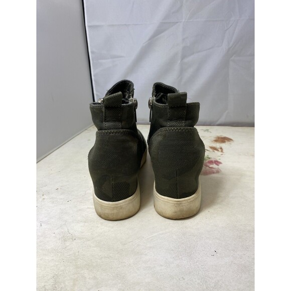 Steve Madden Women's Wedgie Camo Sneakers Ankle Bootie Size 7 WEDG01S1 - Picture 3 of 7
